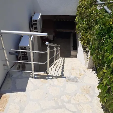 Apartments Slavica Bol Exterior photo