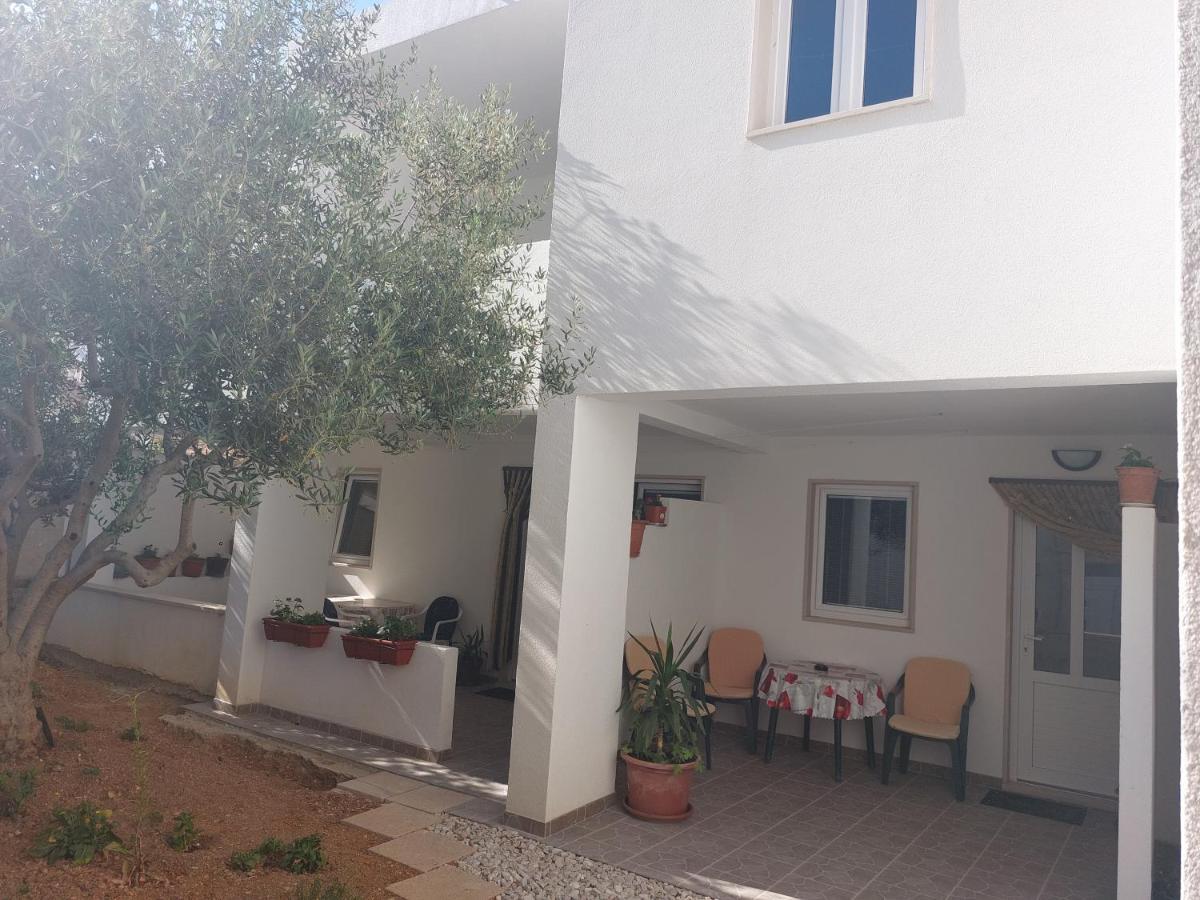 Slavica Apartment Bol