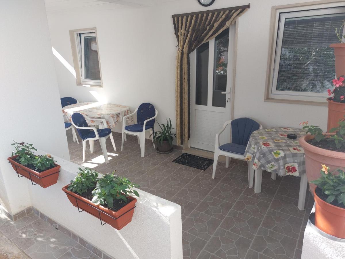 Slavica Apartment *